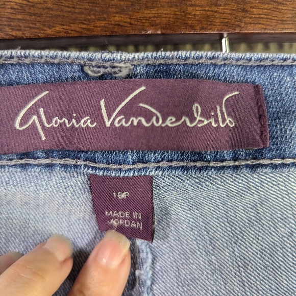Gloria Vanderbilt womens Amanda Classic High Rise Tapered Jean Petite size 16P - Picture 6 of 8